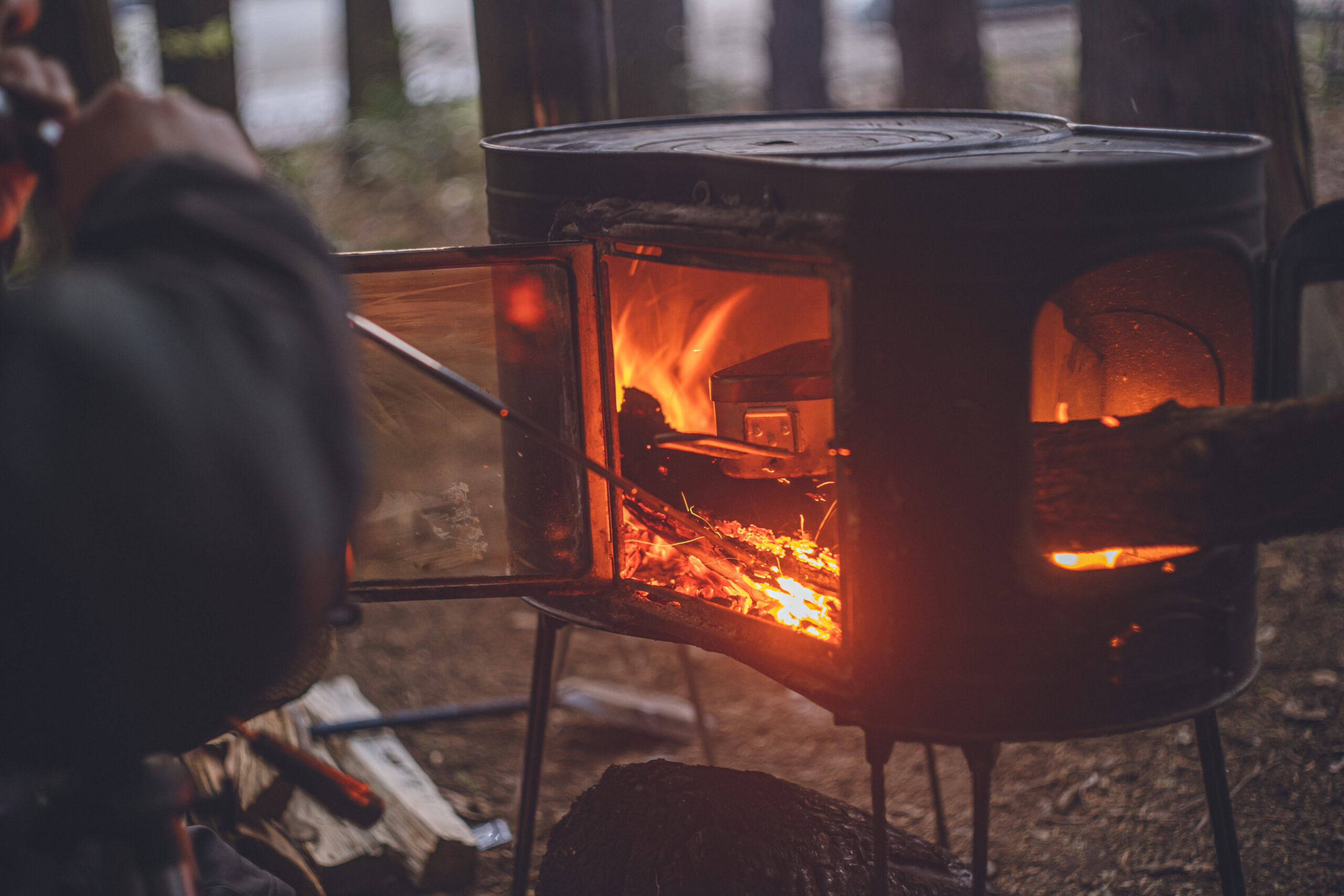 薪ストーブでキャンプ！失敗しないコンパクト＆二次燃焼アウトドアモデルのおすすめランキング19選のアイキャッチ画像