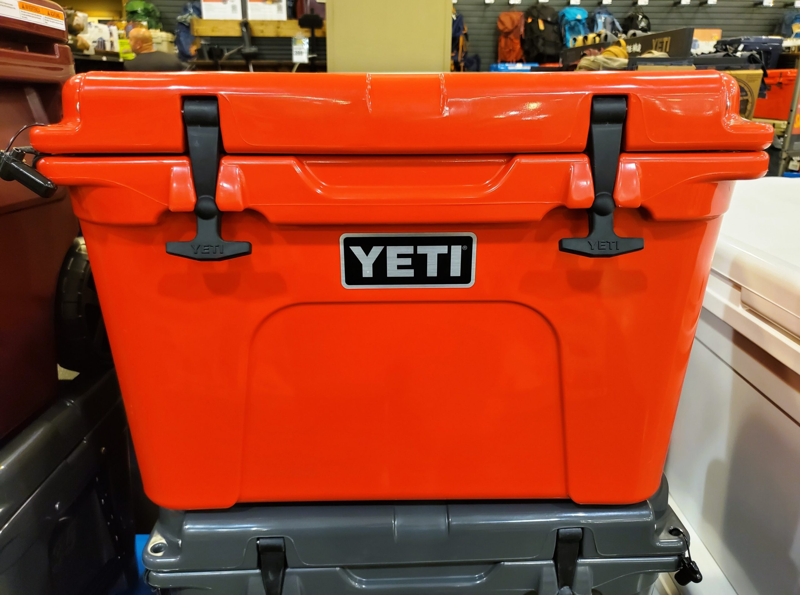 キャンプ用の最強クーラーボックスおすすめ15選のアイキャッチ画像